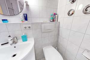 Property thumbnail 8