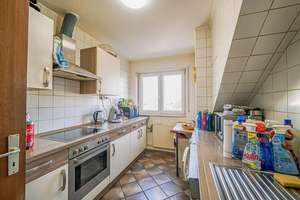Perfekte 3-Zimmer-Dachgeschosswohnung mit Außenstellplatz - ideal für Eigennutzer und Kapitalanleger – Die vollständige Adresse der Immobilie erhältst du vom Anbieter., 68219 Rheinau, Mannheim – Vorschaubild 4