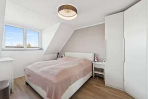 Traumhafte 5,5 Zi. DG-Maisonette Wohnung mit Neubaufeeling in ruhiger Lage in Trudering – Die vollständige Adresse der Immobilie erhältst du vom Anbieter., 81825 Waldtrudering, München – Vorschaubild 7