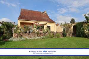 Charmantes Einfamilienhaus mit wunderschönem Garten und viel Gestaltungspotential – Die vollständige Adresse der Immobilie erhältst du vom Anbieter., 14979 Großbeeren – Vorschaubild 1