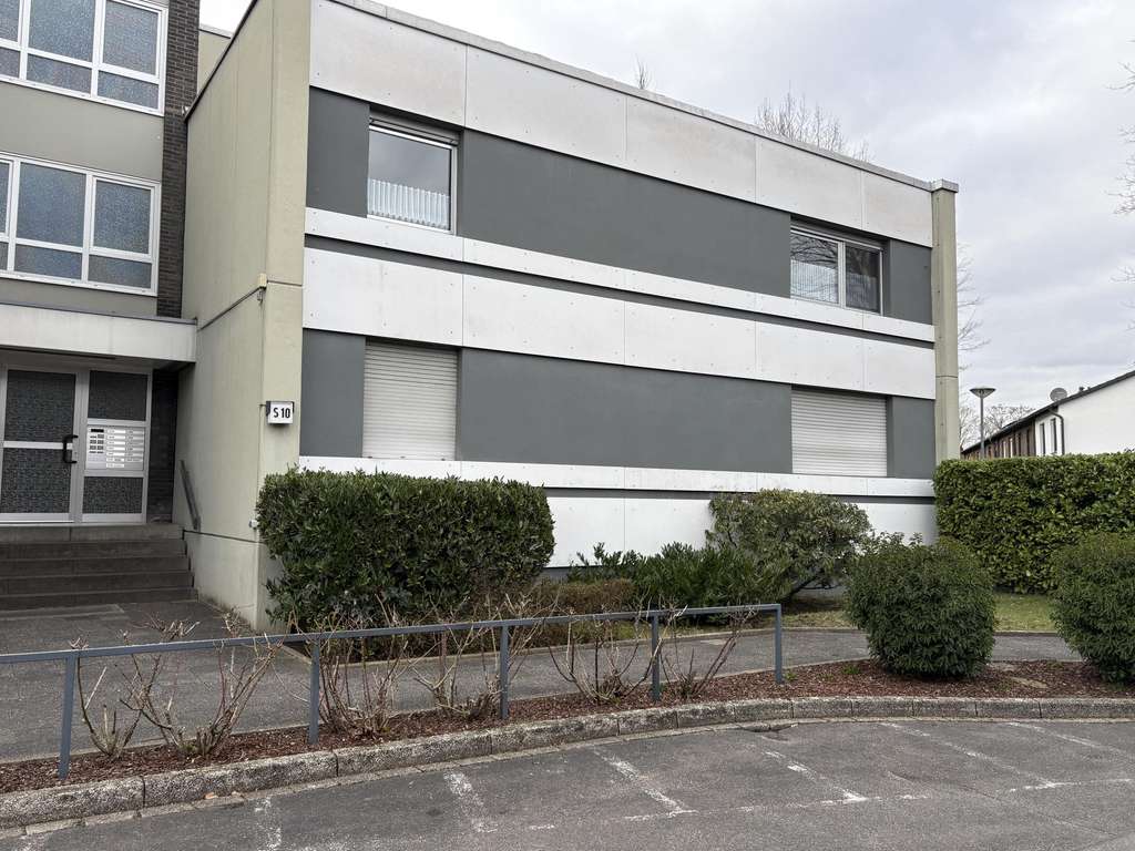 Immobilie in Neukirchen-Vluyn - 3 Zimmer Hochparterre mit Garage - einziehen und sich wohlfühlen - Bild 2