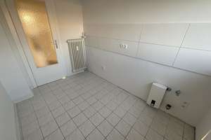 Frisch renovierte 2 Zimmer-Wohnung mit Balkon und modernisiertem Tageslichtbad mit Wanne – Mozartstr. 11, 23556 Sankt Lorenz Nord, Lübeck – Vorschaubild 26