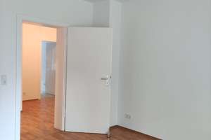 Zentrale Wohnung mit Küche und Balkon – Planckstraße 29, 45147 Holsterhausen, Essen – Vorschaubild 5