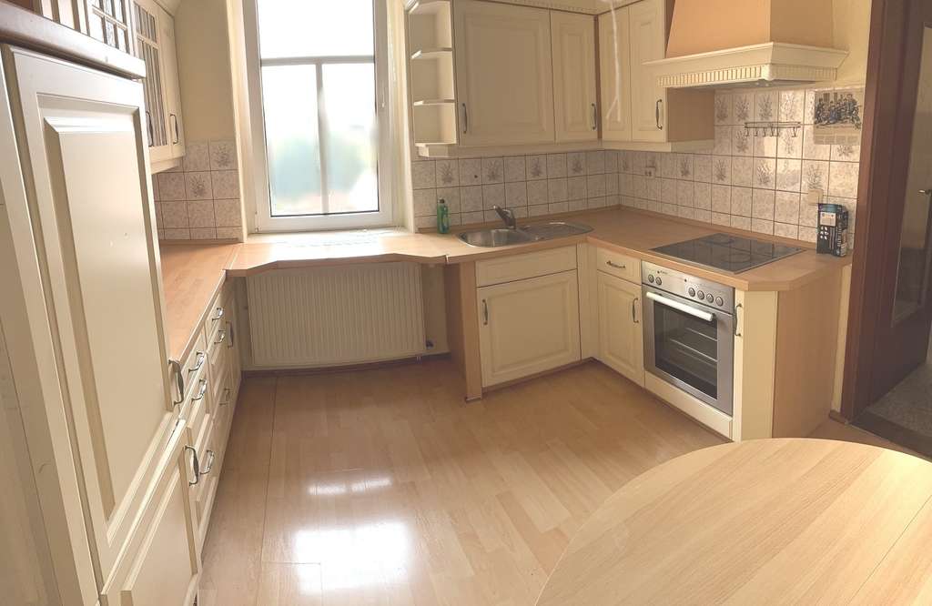 Immobilie in Leisnig - Saniertes Reihenmittelhaus mit Garage - Bild 1