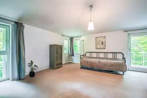 Eine sichere Entscheidung. Große Doppelhaushälfte im Wohnpark Falkenstein, Garten, Terrasse, Garage. – Die vollständige Adresse der Immobilie erhältst du vom Anbieter., 22559 Rissen, Hamburg – Vorschaubild 23