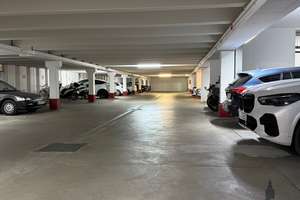 Ihr Zuhause | NEU positioniert: 3-Zimmer, Aufzug, 2 Balkone, tolle Aussicht - jetzt inkl. TG – Die vollständige Adresse der Immobilie erhältst du vom Anbieter., 81477 Solln, München – Vorschaubild 15