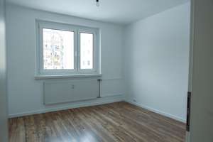 2-Zimmer Wohnung mit Balkon in Magdeburg-Neustädter Feld – Mechthildstraße 39, 39128 Neustädter Feld, Magdeburg – Vorschaubild 1