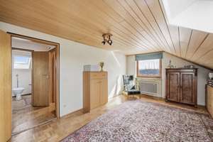 Reihenendhaus mit viel Charme &
Platz für die ganze Familie – Die vollständige Adresse der Immobilie erhältst du vom Anbieter., 72458 Albstadt – Vorschaubild 22