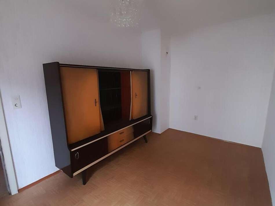 Zimmer OG (Anbau)