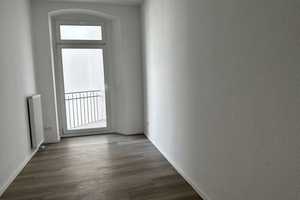 Ihr Anruf ist der Grundstein für eine neue Wohnung - 3-Raum-Altbauwohnung mit Balkon – Gera – Vorschaubild 5