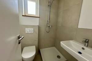 Modernisierte 2-Zimmer-Wohnung in gepflegtem Mehrfamilienhaus – Wartbergstraße 17, 74072 Heilbronn, Heilbronn – Vorschaubild 5
