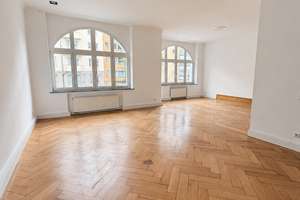 Altbau zum Verlieben: Frisch sanierte Belle Étage mit zwei Balkonen, zwei Bädern und Aufzug – 40476 Derendorf, Düsseldorf – Vorschaubild 2