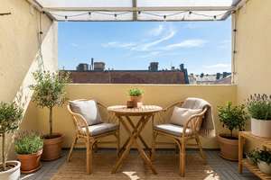 Kompaktes und möbliertes  1-Zimmer-Apartment mit Balkon in Frankfurt am Main