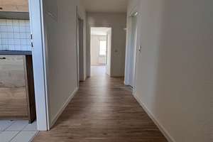 3-Raum-Wohnung mit Einbauküche und Balkon – Clausstraße 47, 9126 Gablenz, Chemnitz – Vorschaubild 8