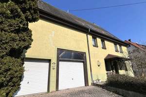 Wohnhaus mit Scheune, Garagen u. großem Hof – Die vollständige Adresse der Immobilie erhältst du vom Anbieter., 72181 Starzach – Vorschaubild 4