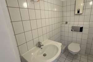 Wohnen mit Charakter: 2,5-Zimmer-Dachgeschosswohnung in Essen – frankenstraße 233, 45134 Stadtwald, Essen – Vorschaubild 4