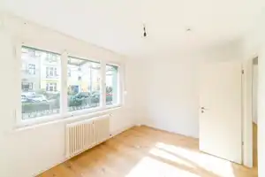 Bezugsfrei & provisionsfrei: 3-Zimmer-Wohnung mit Sonnenbalkon in Top-Zustand! – Berlin – Vorschaubild 5