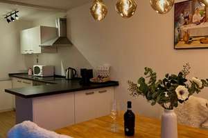 Komplett ausgestattete 2-Zimmer-Wohnung in Toplage von Neu-Ulm – direkt an der Donau – Krankenhausstraße 1, 89231 Neu-Ulm – Vorschaubild 6