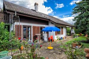 Zeitlos, großzügig und mit idyllischem Garten – Die vollständige Adresse der Immobilie erhältst du vom Anbieter., 74078 Biberach, Heilbronn – Vorschaubild 4