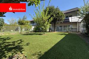 Familienfreundliches Reihenendhaus mit großem Garten