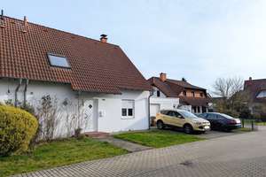 Vermietete Doppelhaushälfte in einem ruhigem Wohngebiet mit Option zum späteren Eigenbedarf  – Die vollständige Adresse der Immobilie erhältst du vom Anbieter., 66892 Bruchmühlbach-Miesau – Vorschaubild 1