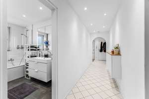Wohnen auf zwei Ebenen - Moderne Wohnung mit West-Loggia – Die vollständige Adresse der Immobilie erhältst du vom Anbieter., 81549 Balanstraße-West, München – Vorschaubild 10