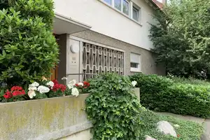 Property thumbnail 8