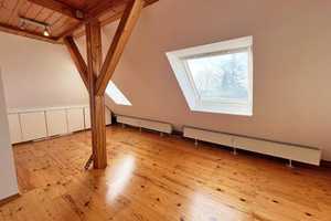 Platz für die Familie! Großzügiges Reihenendhaus in Oslebshausen – Bremen – Vorschaubild 4
