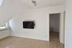 3-FH inkl. schönem Garten und 2 leerstehenden Wohnungen in attraktiver Lage – Die vollständige Adresse der Immobilie erhältst du vom Anbieter., 50739 Longerich, Köln – Vorschaubild 33