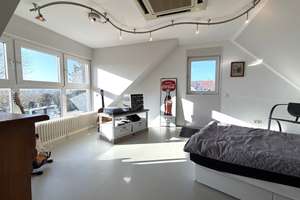 ++ Lichtdurchfluteter Wohntraum: Viel Platz für die ganze Familie auf 220 m² ++ – Die vollständige Adresse der Immobilie erhältst du vom Anbieter., 42651 Solingen-Mitte, Solingen – Vorschaubild 31