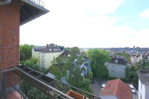 WI-Nordost -Stilaltbau,  Fernblick aus den Erkern – Die vollständige Adresse der Immobilie erhältst du vom Anbieter., 65195 Nordost, Wiesbaden – Vorschaubild 9