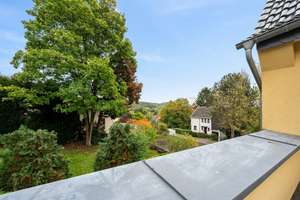 Oberkassel saniertes, erweitertes Familiehaus in begehrter Lage mit toll angelegtem Garten – Die vollständige Adresse der Immobilie erhältst du vom Anbieter., 53227 Oberkassel, Bonn – Vorschaubild 9