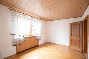 Familienfreundliches Zweifamilienhaus mit Garten, Garagen & Hobbykeller – Die vollständige Adresse der Immobilie erhältst du vom Anbieter., 85290 Geisenfeld – Vorschaubild 23