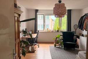 Attraktive 3-Zimmer-Wohnung mit Balkon in begehrter Lage von Stuttgart-Mitte