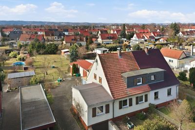 Einfamilienhaus / Doppelhaushälfte mit großem Grundstück in idyllischer Lage von Weinböhla!