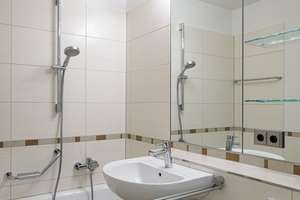 Property thumbnail 7