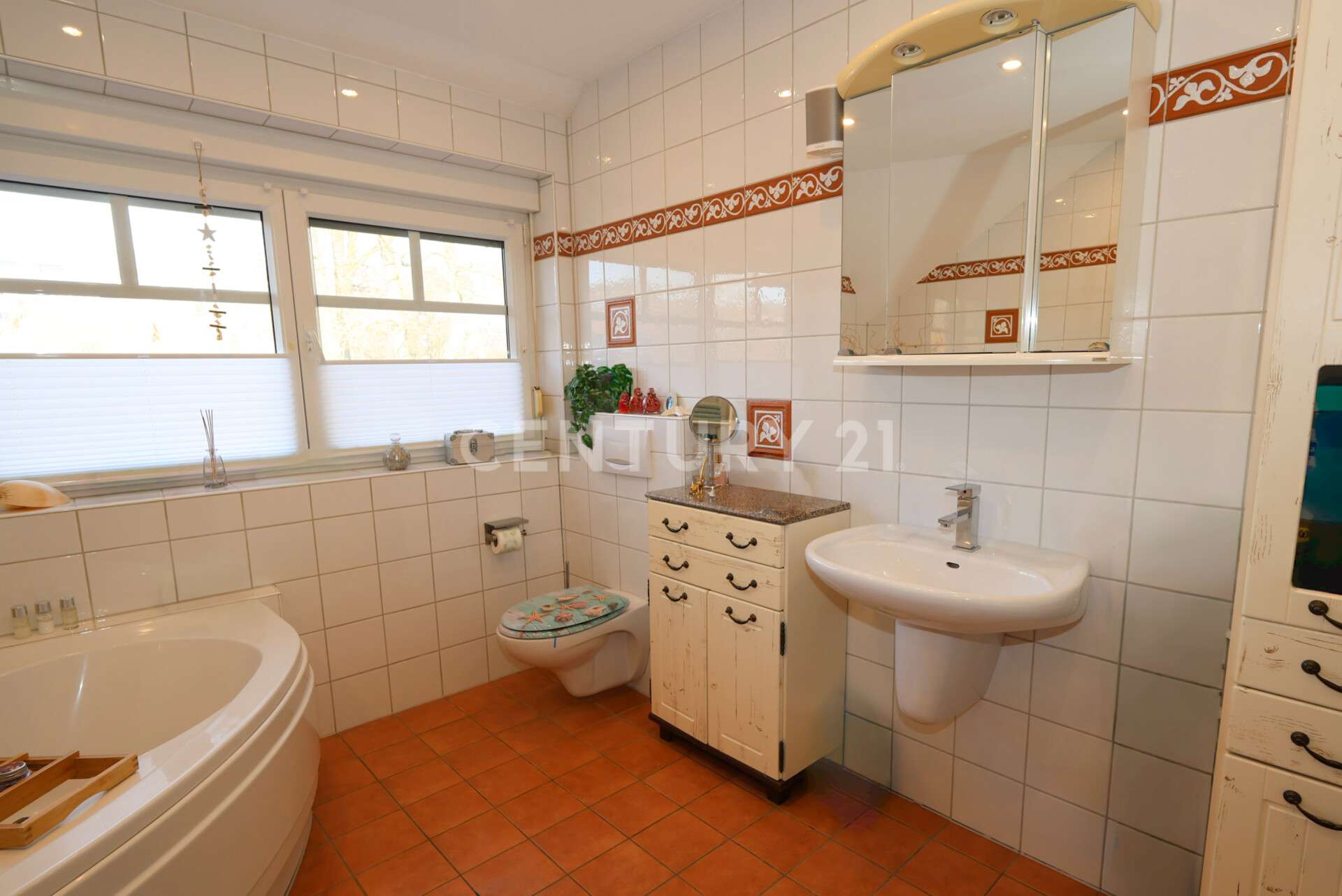 Immobilie in Bad Bentheim - Super großes Zweifamilienhaus mit tollem Garten in sehr ruhiger Siedlungslage! - Bild 13