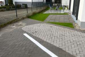 Neuwertige Doppelhaushälfte mit kleinem Garten und PKW-Stellplatz – Weinheimer Str. 24, 65428 Rüsselsheim am Main – Vorschaubild 6