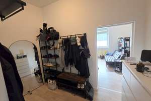 Gemütliche große 1 Zimmer Altbauwohnung mit Wohnküche - zentral in Sachsenhausen – 60594 Sachsenhausen-Nord, Frankfurt am Main – Vorschaubild 2