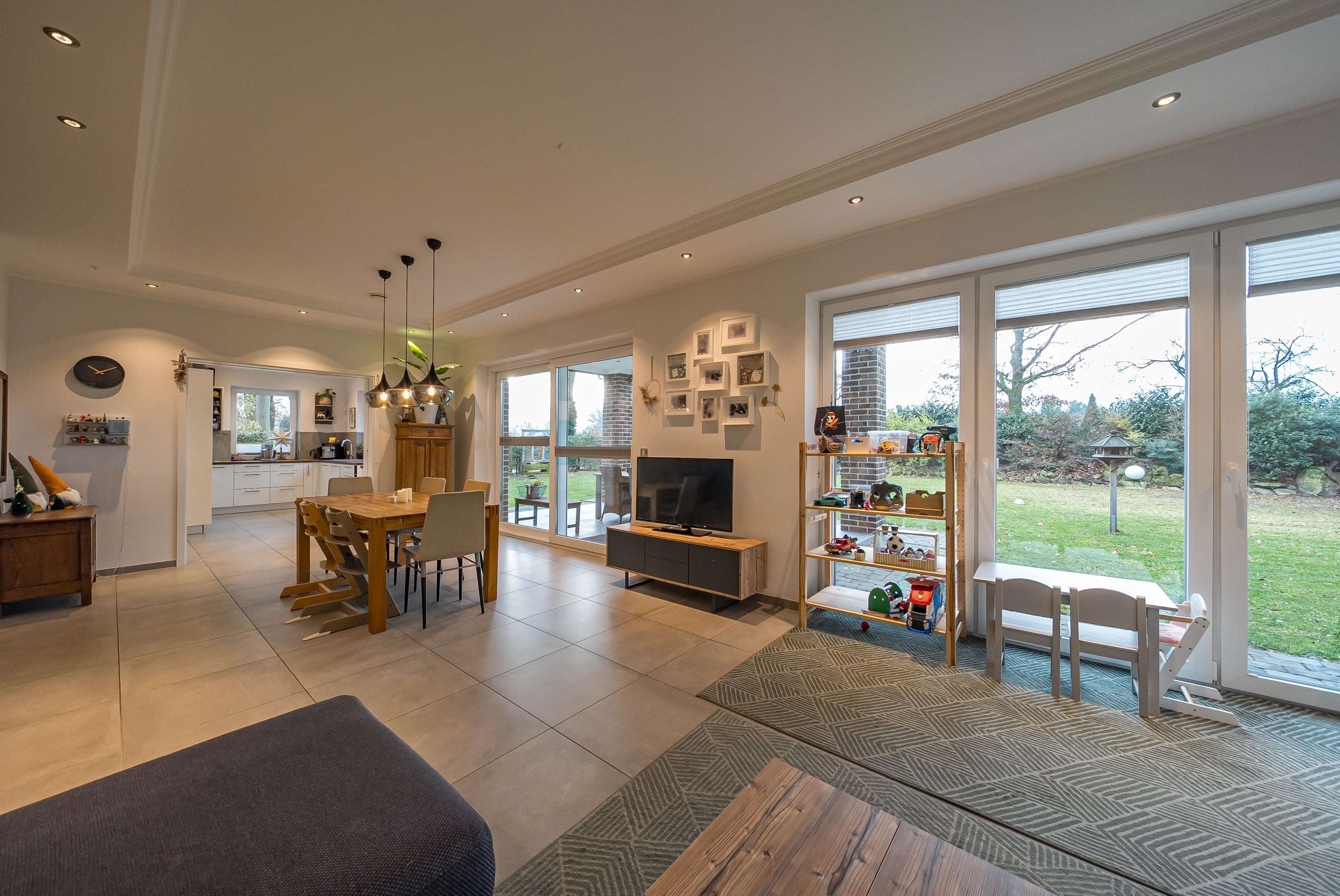 Immobilie in Emstek - Modernes Traumhaus mit Smart Home Komfort und großzügigem Nebengebäude in Emstek/Garthe - Bild 11