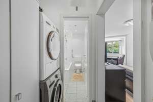 Vermietetes Apartment mit Tiefgaragenstellplatz am Westpark – Die vollständige Adresse der Immobilie erhältst du vom Anbieter., 80686 Friedenheim, München – Vorschaubild 8