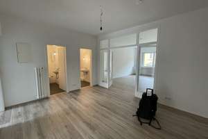 Exklusive 4-Zimmer-Wohnung in Bonn Zentrum – Die vollständige Adresse der Immobilie erhältst du vom Anbieter., 53113 Bonn-Zentrum, Bonn – Vorschaubild 14