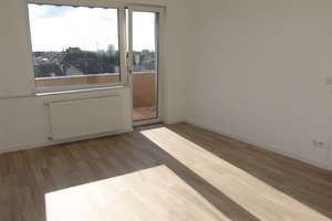 Lichtdurchflutete City-Wohnung: Über den  Dächer Düsseldorfs PROVISIONSFREI – Worringer Straße 7, 40211 Stadtmitte, Düsseldorf – Vorschaubild 9