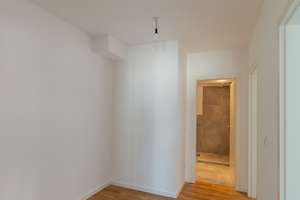 Moderne 2-Zimmer-Wohnung mit Einbauküche - Nähe Schokoladenmuseum (Altstadt-Süd) – Holzgasse 2, 50676 Altstadt/Süd, Köln – Vorschaubild 12