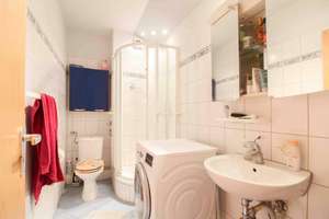 Renovierungsbedürftige 2 - Zimmer Wohnung mit Loggia – Die vollständige Adresse der Immobilie erhältst du vom Anbieter., 22145 Rahlstedt, Hamburg – Vorschaubild 5