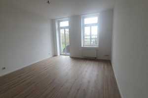 2 Zimmer mit Balkon und Einbauküche – Chemnitz – Vorschaubild 2