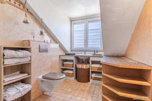 Property thumbnail 11