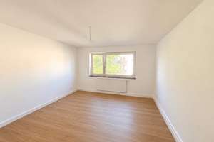 Frauen-WG-Zimmer 20m²  in kernsanierter Wohnung in der List