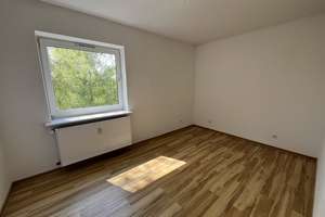 Gepflegte 3-Zimmer-Wohnung mitten im Grünen! – Dowidat Siedlung 3, 42899 Stursberg, Remscheid – Vorschaubild 1