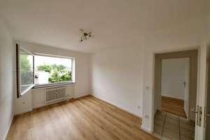 Immobilien Richter: sanierte 4 Zimmer Wohnung mit Balkon in Mönchengladbach  – Die vollständige Adresse der Immobilie erhältst du vom Anbieter., 41179 Rheindahlen-Mitte, Mönchengladbach – Vorschaubild 6
